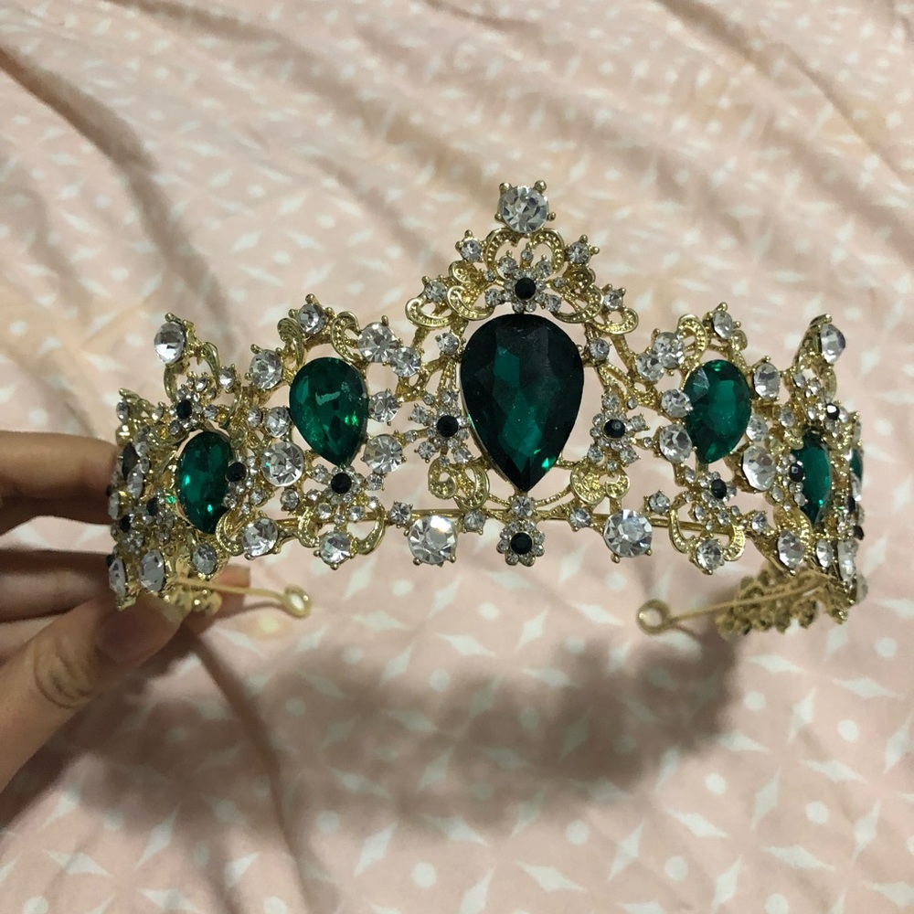 Tiara